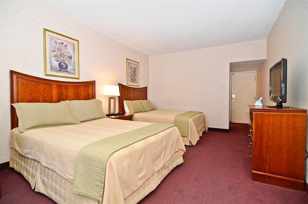 Best Western On The Avenue Бъфало Екстериор снимка